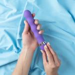Kushee Bendable Realistic Dildo with Suction Cup – 5 Inch