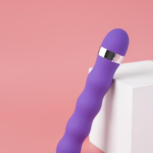 Kushee Bendable Realistic Dildo with Suction Cup – 5 Inch