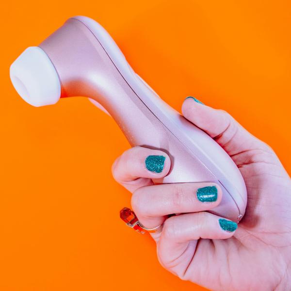 litas – Rechargeable Clitoral Suction Stimulator with 6 Intensity Levels