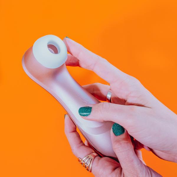 litas – Rechargeable Clitoral Suction Stimulator with 6 Intensity Levels
